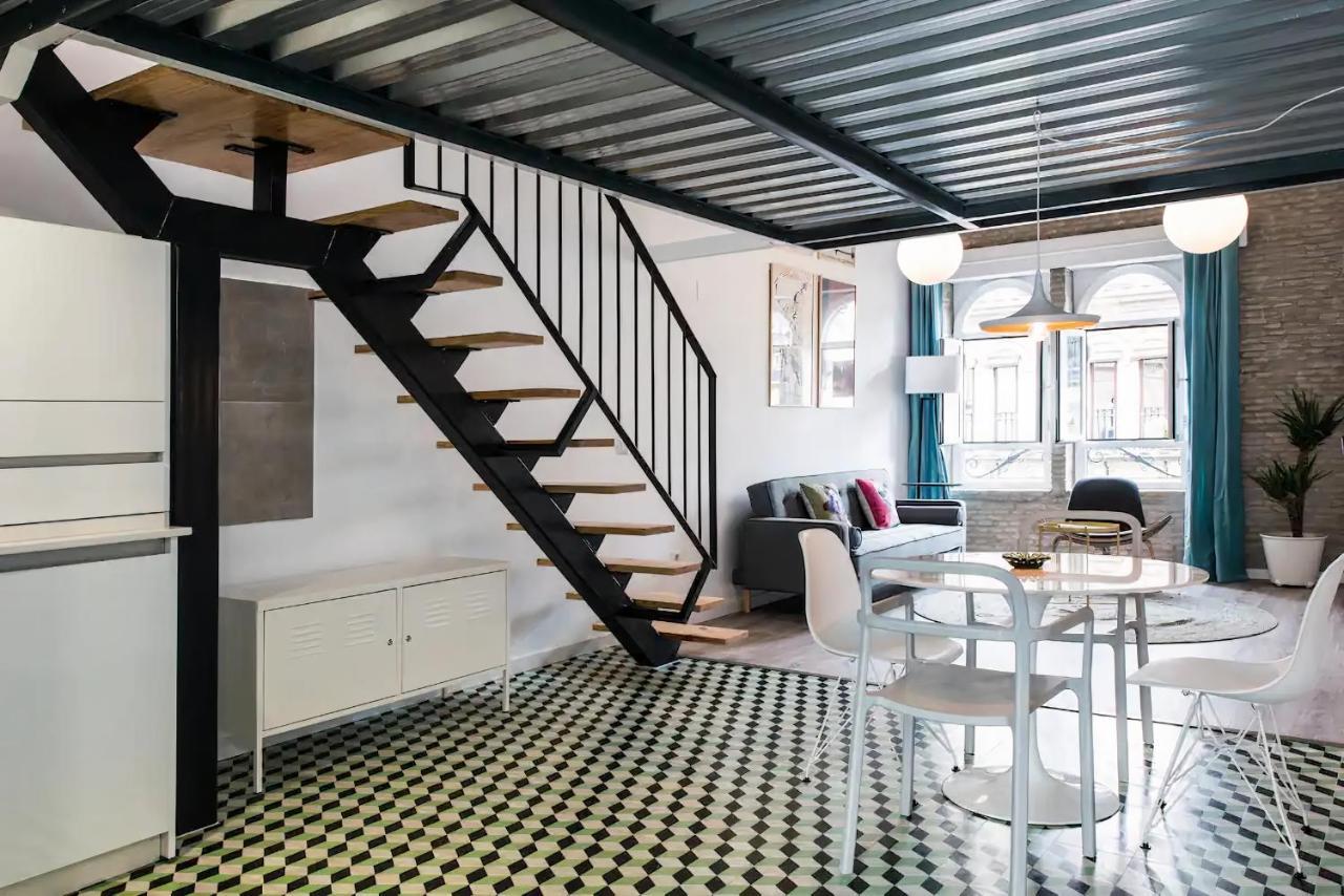 Pop Art Feria Luminoso Duplex Con Terraza Privada Apartment Seville Ngoại thất bức ảnh