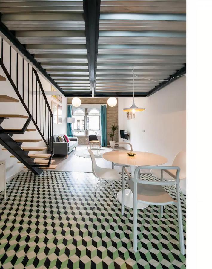 Pop Art Feria Luminoso Duplex Con Terraza Privada Apartment Seville Ngoại thất bức ảnh